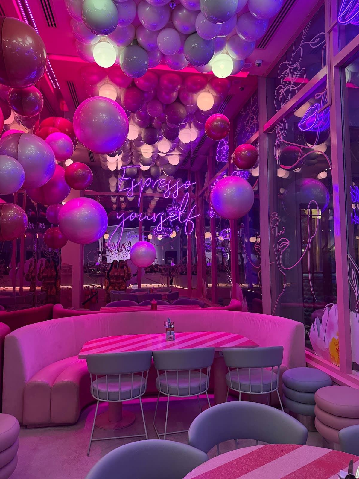 EL&N London - Photo 5