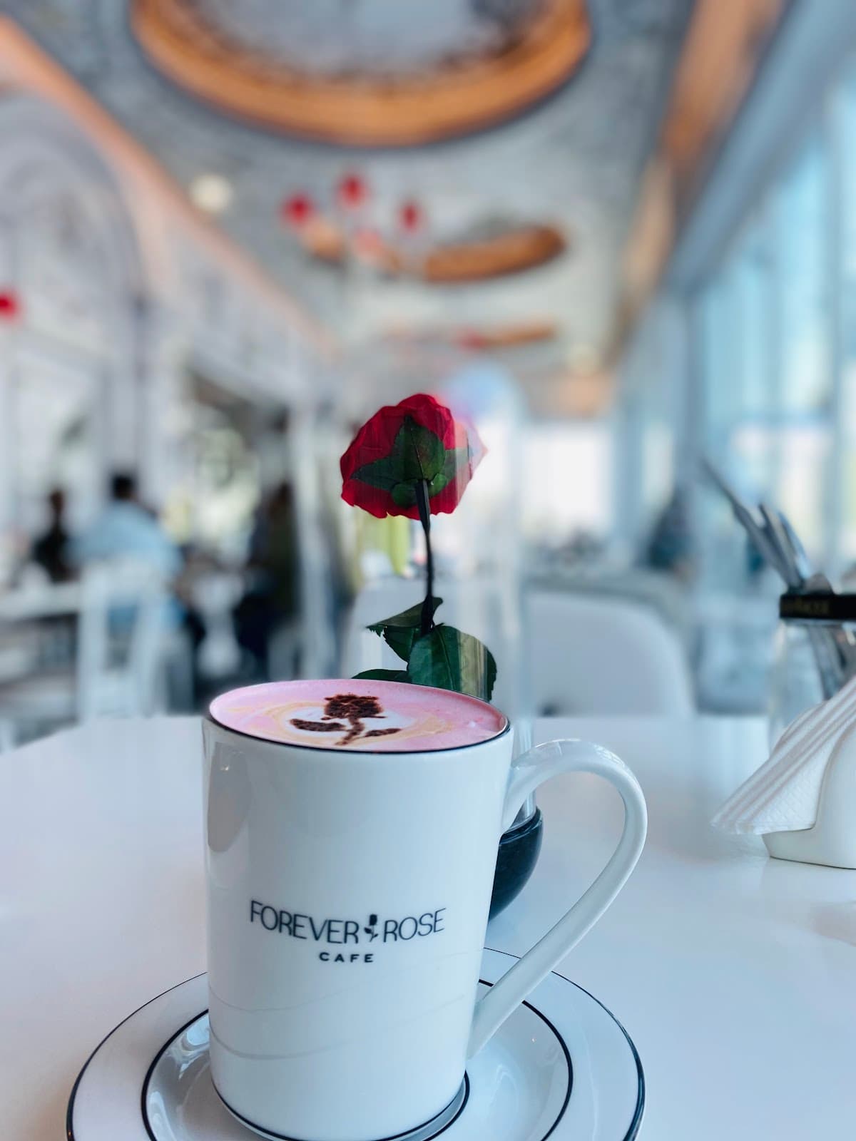 Forever Rose Cafe - Photo 6